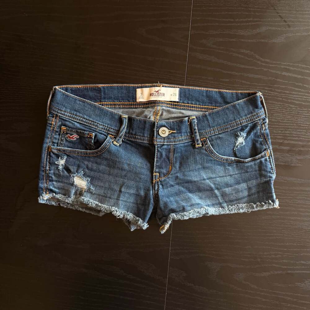 Hollister Distressed Denim Ultra Low Rise Cut Off Mini Shorts Size W 26